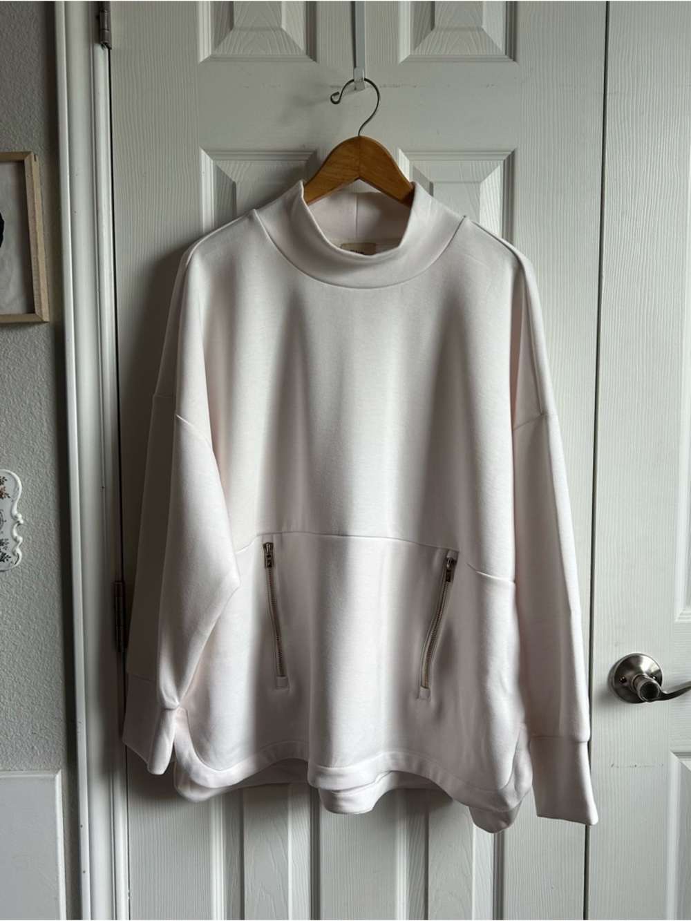 Elie Tahari cream white pullover mock neck sweater